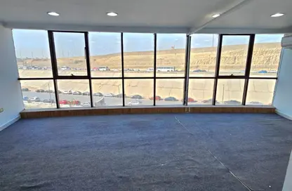 Office Space - 2 Bedrooms - 1 Bathroom for rent in Rayhanah Plaza - Zahraa El Maadi - Hay El Maadi - Cairo