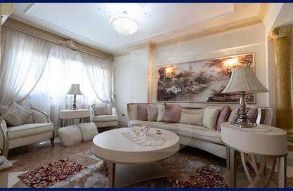 Apartment - 3 Bedrooms - 2 Bathrooms for sale in Smouha Square - Smouha - Hay Sharq - Alexandria