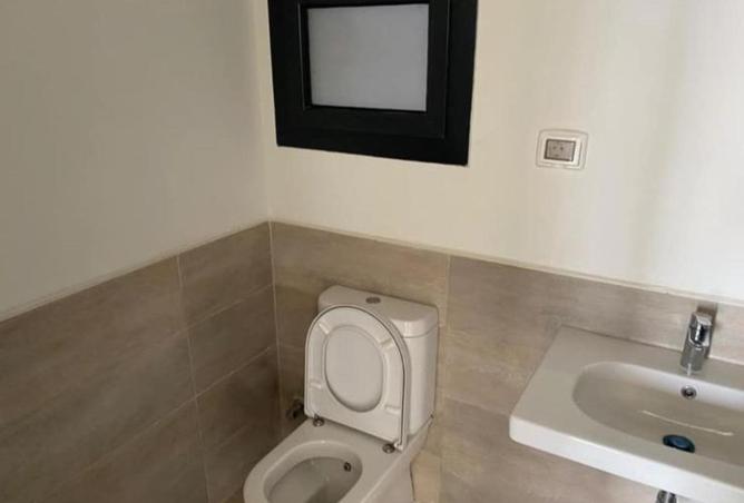 8677200 - Property Image 3