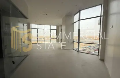 Retail - Studio - 1 Bathroom for rent in Al Gezira St. - South Investors Area - New Cairo City - Cairo