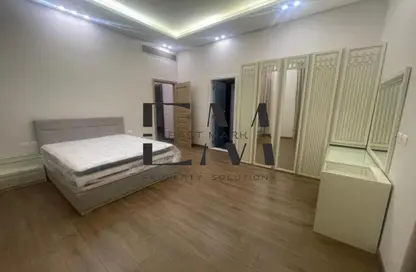 شقة - 5 غرف نوم - 6 حمامات للايجار في حي الدبلوماسيين - التجمع الخامس - مدينة القاهرة الجديدة - القاهرة