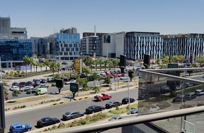 Clinic - Studio - 1 Bathroom for sale in Central Avenue - 2nd District - Sheikh Zayed City - Giza Clinic - Studio - 1 Bathroom for sale in Central Avenue - 2nd District - Sheikh Zayed City - Giza