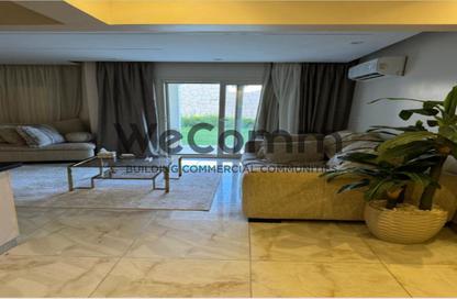 Apartment - 2 Bedrooms - 2 Bathrooms for sale in Stone Residence - 5th Settlement Compounds - The 5th Settlement - New Cairo City - Cairo