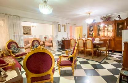 Apartment - 2 Bedrooms - 1 Bathroom for sale in Mustafa Kamel - Hay Sharq - Alexandria