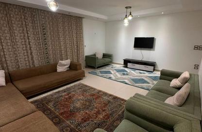 شقة - 3 غرف نوم - 3 حمامات للايجار في ذا كورت ياردز - كمبوندات الشيخ زايد - الشيخ زايد - الجيزة