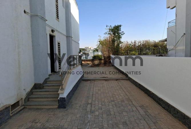 53729540 - صورة العقار 2