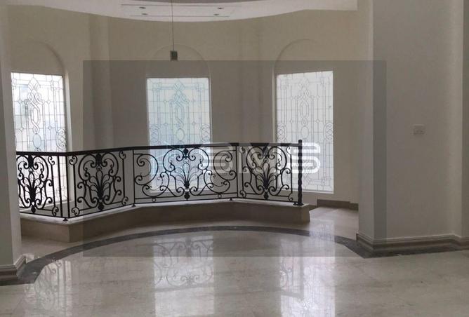 8615686 - Property Image 3