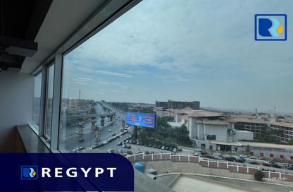 Office Space - Studio - 3 Bathrooms for rent in V90 - North Teseen St. - The 5th Settlement - New Cairo City - Cairo