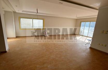 Apartment - 3 Bedrooms - 3 Bathrooms for sale in Hyde Park - New Cairo City - Cairo