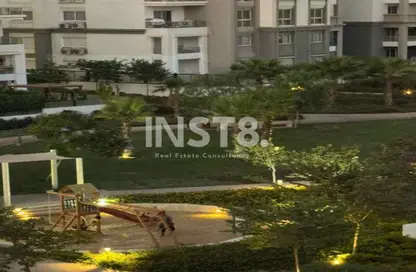 Apartment - 3 Bedrooms - 3 Bathrooms for sale in Hyde Park - New Cairo City - Cairo