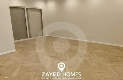 تاون هاوس - 4 غرف نوم - 4 حمامات للايجار في نيو جيزة - طريق مصر اسكندرية الصحراوي - مدينة 6 أكتوبر - الجيزة