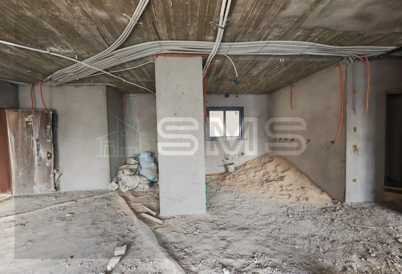 102627930 - Property Main Image