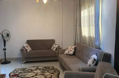 شقة - 3 غرف نوم - 2 حمامات للإيجار في شارع المهندس احمد كمال حمدي - الحي السادس عشر - الشيخ زايد - الجيزة