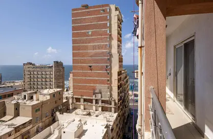 شقة - 5 غرف نوم - 2 حمامات للبيع في طريق الجيش - كليوباترا - حي شرق - الاسكندرية