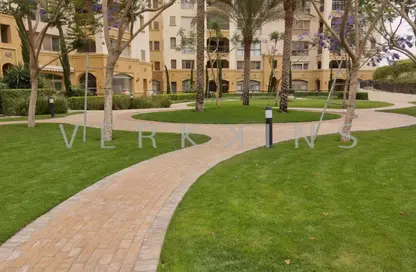 Apartment - 2 Bedrooms - 3 Bathrooms for sale in Aurora - Uptown Cairo - Mokattam - Cairo