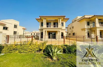 Villa - 4 Bedrooms - 3 Bathrooms for sale in Madinaty - Cairo