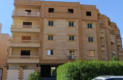 شقة - 3 غرف نوم - 3 حمامات للبيع في المجاورة الثانية - المنطقة السابعة - مدينة الشروق - القاهرة