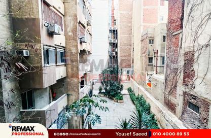 Apartment - 2 Bedrooms - 2 Bathrooms for sale in Al Farek Ismail Srhank St. - Laurent - Hay Sharq - Alexandria