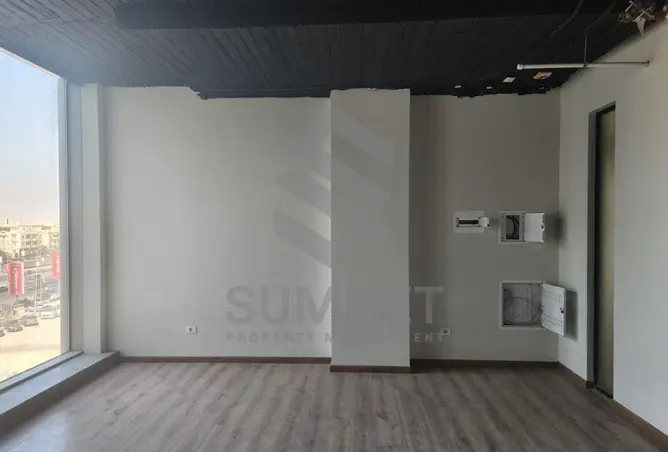 98828458 - Property Image 3