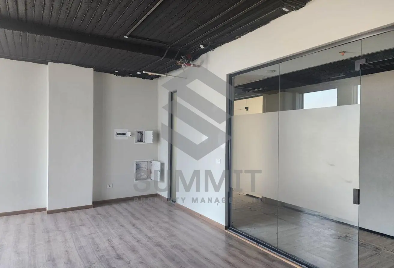 98828458 - Property Main Image