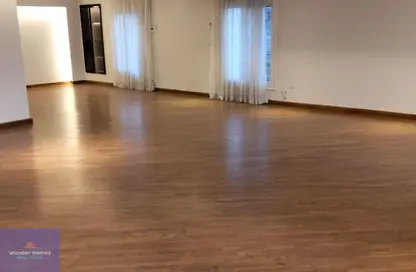 شقة - 4 غرف نوم - 3 حمامات للبيع في سرايات المعادي - حي المعادي - القاهرة