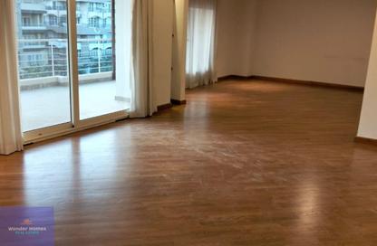 Apartment - 4 Bedrooms - 3 Bathrooms for sale in Sarayat Al Maadi - Hay El Maadi - Cairo