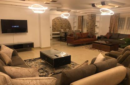 Apartment - 3 Bedrooms - 2 Bathrooms for rent in Mostafa Darwish St. - 6th Zone - Nasr City - Cairo