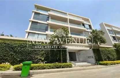 Apartment - 2 Bedrooms - 2 Bathrooms for sale in Lake View Residence - 5th Settlement Compounds - The 5th Settlement - New Cairo City - Cairo