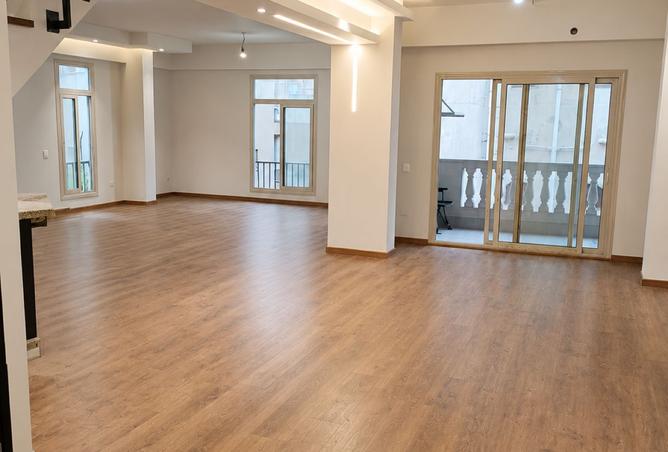 97996607 - Property Main Image