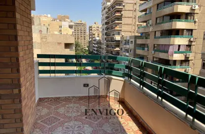 شقة - 3 غرف نوم - 2 حمامات للبيع في شارع محمود غنيم - المنطقة السادسة - مدينة نصر - القاهرة