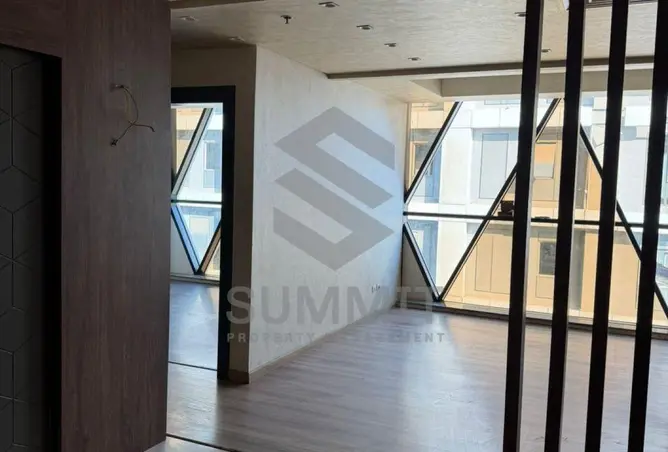 121145649 - Property Image 2