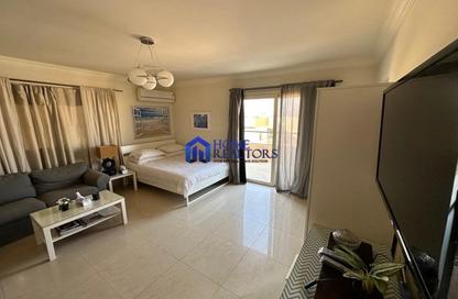 Roof - 1 Bedroom - 1 Bathroom for rent in Al Shouyfat - 5th Settlement Compounds - The 5th Settlement - New Cairo City - Cairo Roof - 1 Bedroom - 1 Bathroom for rent in Al Shouyfat - 5th Settlement Compounds - The 5th Settlement - New Cairo City - Cairo