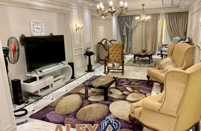 شقة - 3 غرف نوم - 3 حمامات للايجار في شارع خليل الخياط باشا - كفر عبده - رشدي - حي شرق - الاسكندرية شقة - 3 غرف نوم - 3 حمامات للايجار في شارع خليل الخياط باشا - كفر عبده - رشدي - حي شرق - الاسكندرية