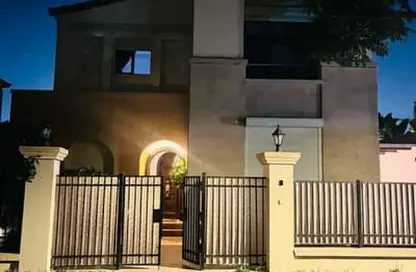 فيلا - 5 غرف نوم - 5 حمامات للبيع في اب تاون كايرو - المقطم - القاهرة