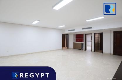 Office Space - 3 Bedrooms - 4 Bathrooms for rent in Street 213 - Degla - Hay El Maadi - Cairo