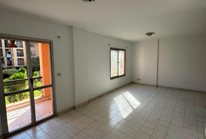 98011848 - Property Image 2