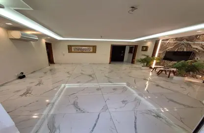 شقة - 3 غرف نوم - 2 حمامات للبيع في امتداد الرحاب - الرحاب - مدينة القاهرة الجديدة - القاهرة