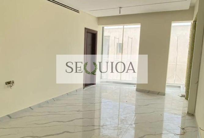 97139352 - Property Image 2