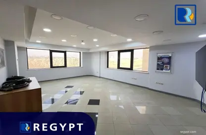 Office Space - 7+ Bedrooms - 2 Bathrooms for rent in Zahraa Al Maadi St. - Degla - Hay El Maadi - Cairo Office Space - 7+ Bedrooms - 2 Bathrooms for rent in Zahraa Al Maadi St. - Degla - Hay El Maadi - Cairo