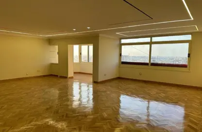 Apartment - 3 Bedrooms - 3 Bathrooms for sale in Al Tayaran St. - Rabaa Al Adaweyah - Nasr City - Cairo