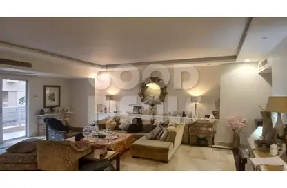 شقة - 3 غرف نوم - 4 حمامات للبيع في شارع أبو الكرامات - العجوزة - الجيزة