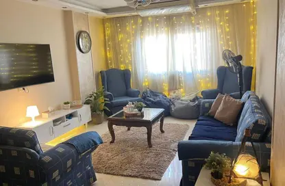 Apartment - 2 Bedrooms - 1 Bathroom for sale in Hadayek El Zaytoun - El Zaytoun - Hay El Zaytoun - Cairo