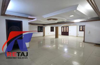 Apartment - 4 Bedrooms - 3 Bathrooms for rent in Al Shouyfat St. - District 1 - The 5th Settlement - New Cairo City - Cairo