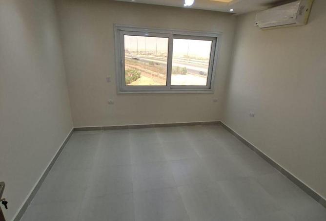 8560534 - Property Image 3