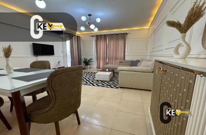 Apartment - 2 Bedrooms - 1 Bathroom for rent in El Rehab Extension - Al Rehab - New Cairo City - Cairo