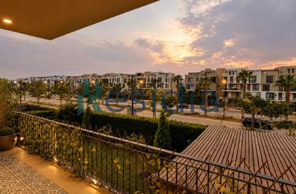 Apartment - 3 Bedrooms - 3 Bathrooms for sale in The Courtyards - Sheikh Zayed Compounds - Sheikh Zayed City - Giza