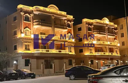 Villa - 7+ Bedrooms - 7+ Bathrooms for sale in Omar Khorshid St. - El Banafseg 10 - El Banafseg - New Cairo City - Cairo