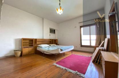 Apartment - 3 Bedrooms - 2 Bathrooms for sale in Al Yaman St. ( Hussein Khalaf St. ) - Mohandessin - Giza