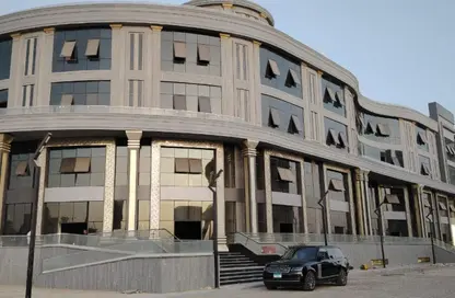 محل تجاري - استوديو - 1 حمام للايجار في شارع التسعين الشمالي - التجمع الخامس - مدينة القاهرة الجديدة - القاهرة