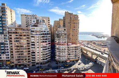 شقة - 3 غرف نوم - 2 حمامات للايجار في شارع محمد نجيب - سيدي بشر - حي اول المنتزة - الاسكندرية